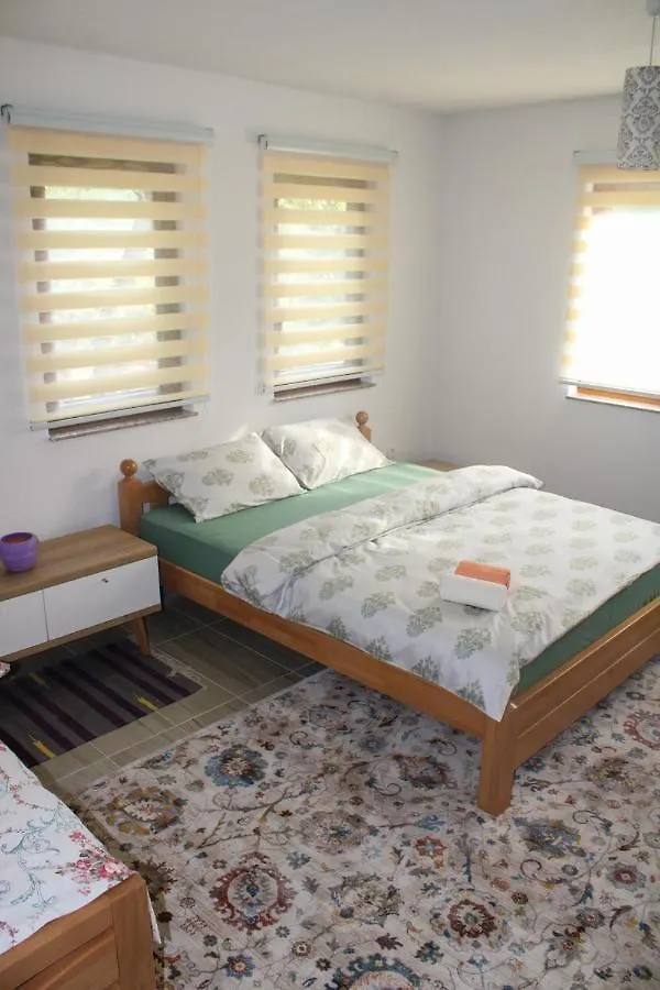 Etno Selo Sefer Apartment Kiseljak